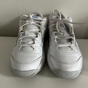 Nike Court Lite 2 Tennis Shoes Size 6